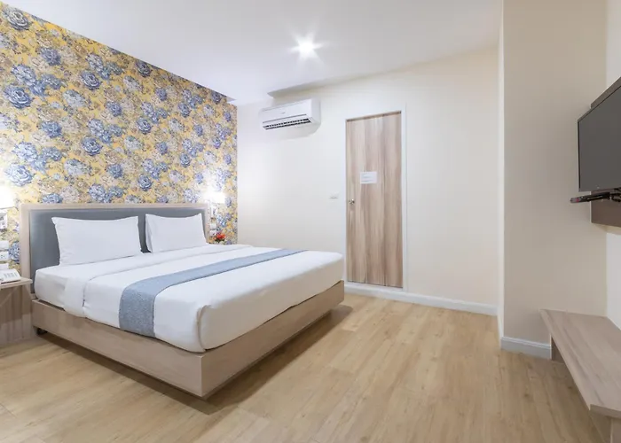 Leela Orchid Hotel